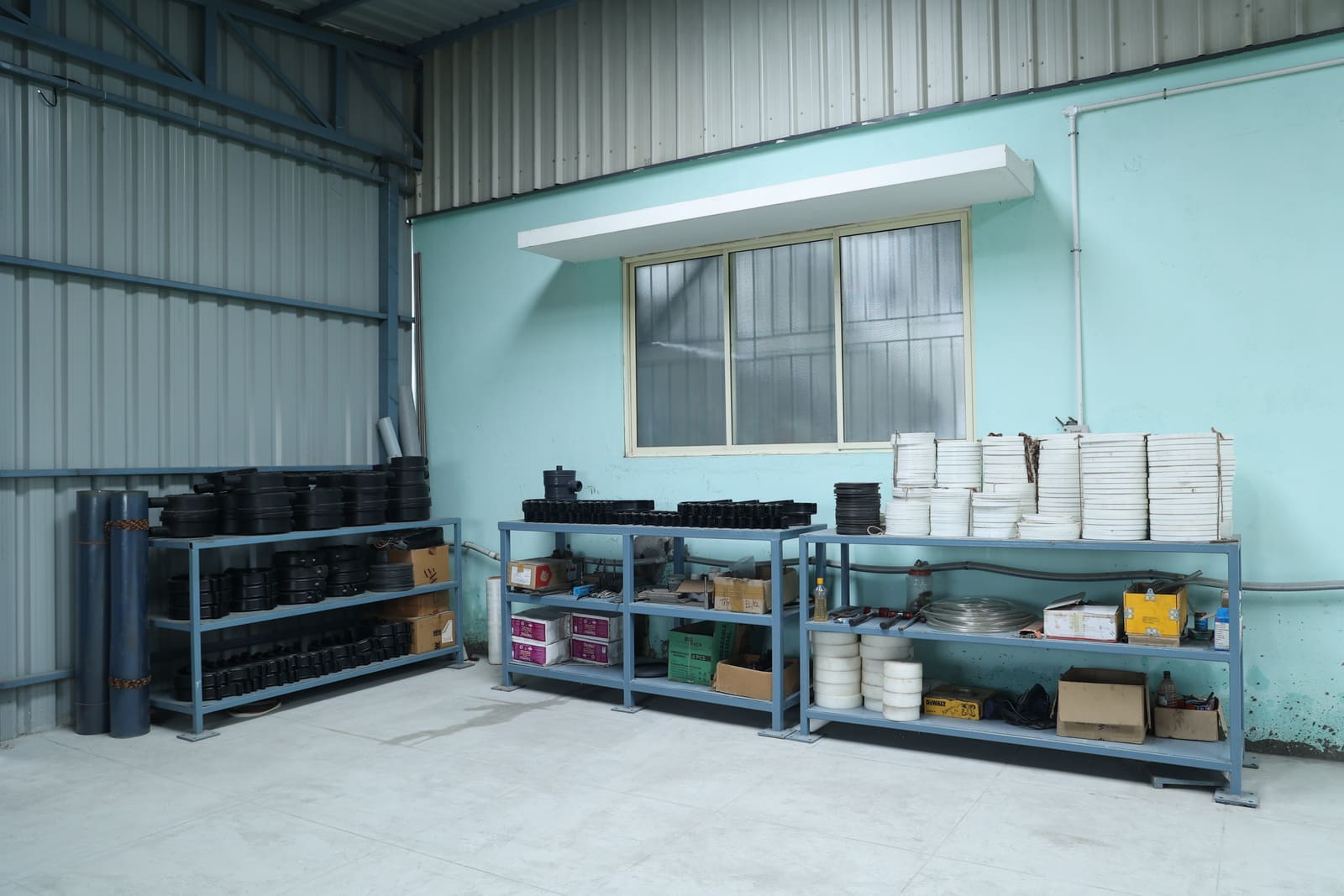 Component storage and inventory racks